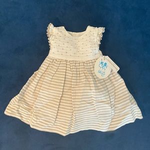 White and beige dress with bloomer. 9 mo. Luli & Meby Maria Casero.
